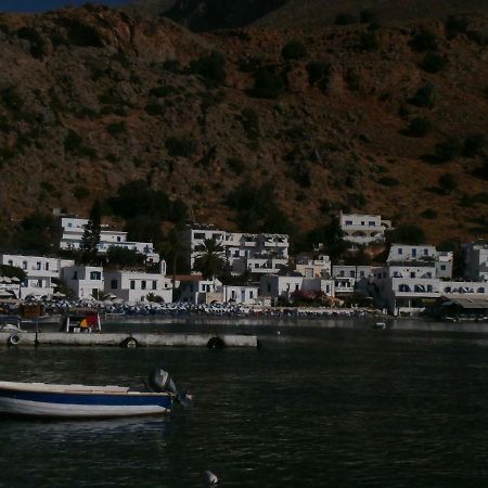 Oasis Hotel Loutro Exterior foto