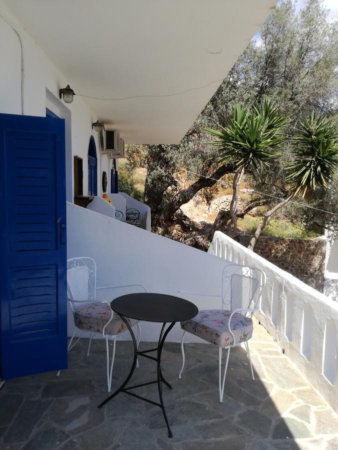 Oasis Hotel Loutro Exterior foto